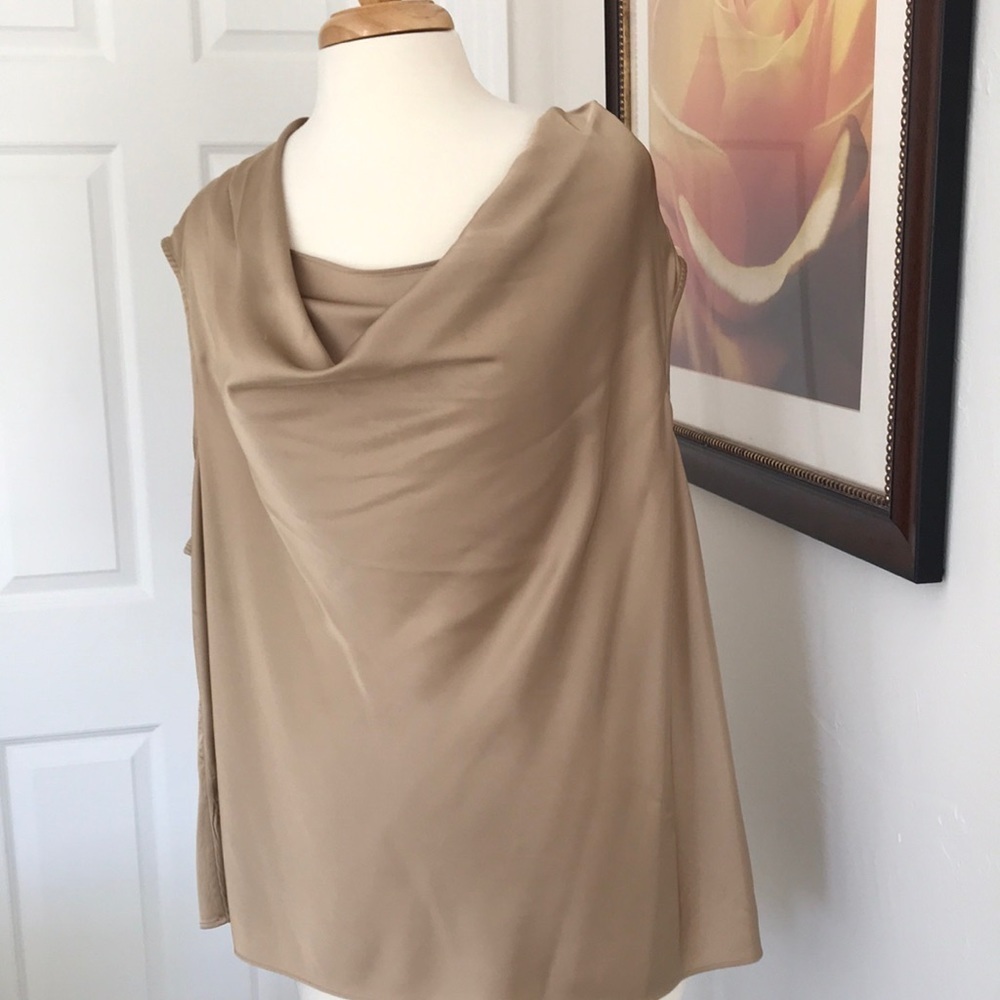 Gold cowl tank